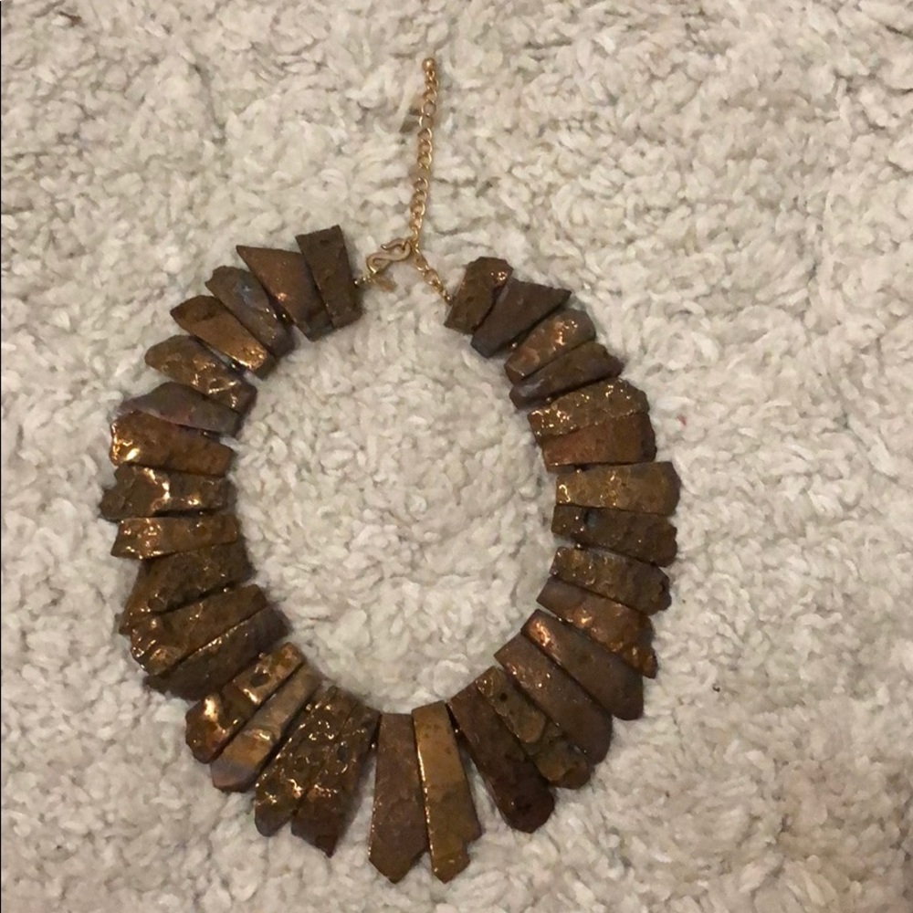 Statement necklace